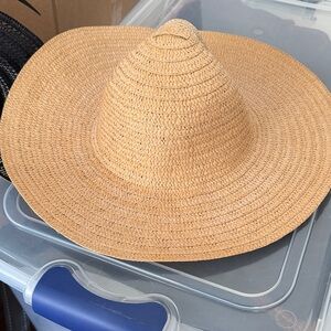 IMAN Tan Straw Sun Hat